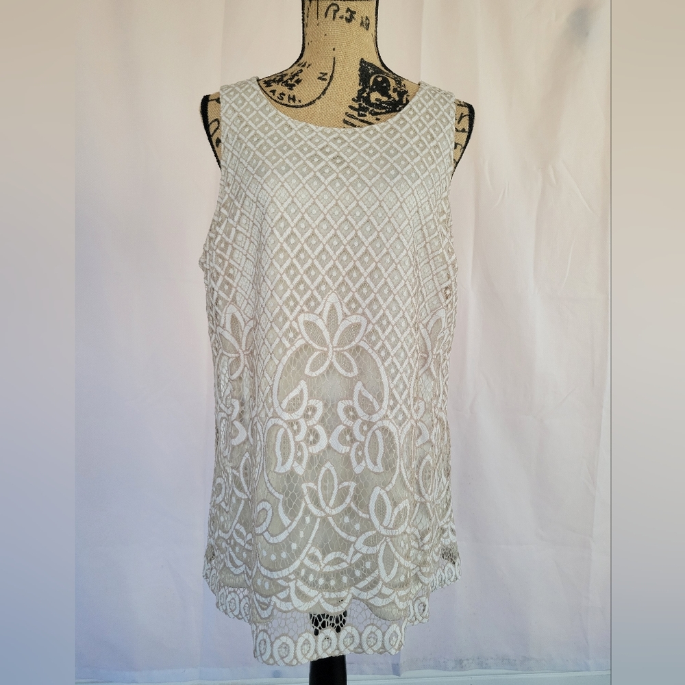 Charter Club Ivory & Tan Lace Top